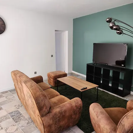 T3 Cosy Апартаменты *
